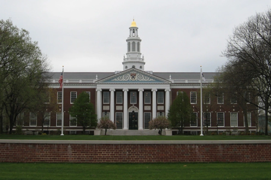 The Harvard Business School (snub1/flickr).