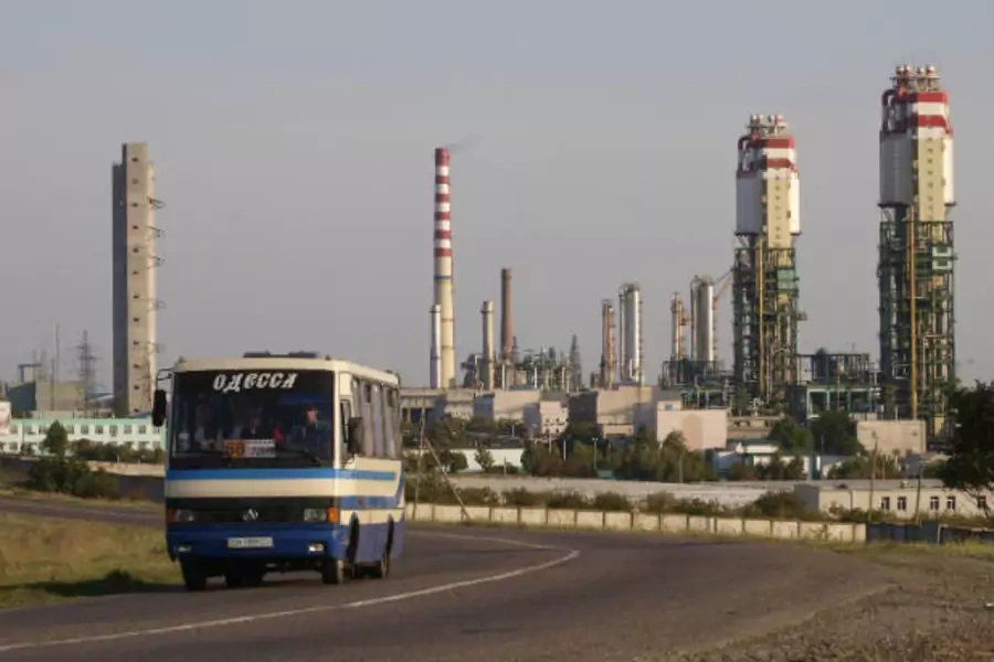 A view of the Odessa Port fertiliser plant in Odessa, Ukraine, on September 29, 2009 (Courtesy Reuters).