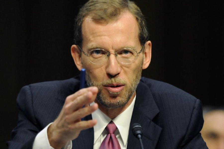 Congressional Budget Office director Douglas Elmendorf testifies before the first Joint Deficit Reduction Committee hearing on Capitol Hill in Washington in September 2011 (Jonathan Ernst/Courtesy Reuters).