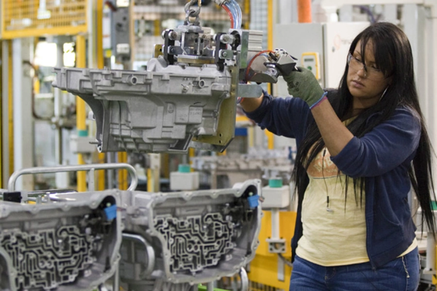 An employee works on the assembly line at GM's Toledo Transmission Plant in Ohio (John F. Martin/General Motors Handout/Courtesy Reuters).