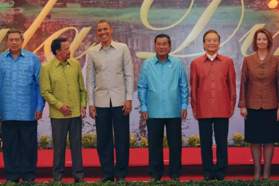 U.S. President Barack Obama smiles as he poses for a photo with (L-R) Indonesia's President Susilo Bambang Yudhoyono, Brunei's...iabao, and Australian Prime Minister Julia Gillard at the 21st ASEAN and East Asia summits in Phnom Penh on November 19, 2012.