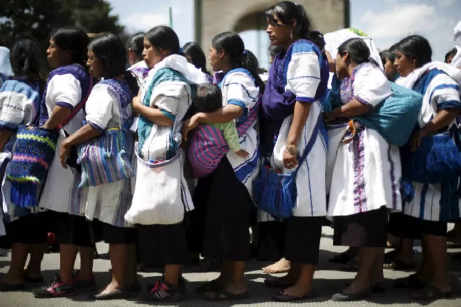 women mexico line up UN women's day
