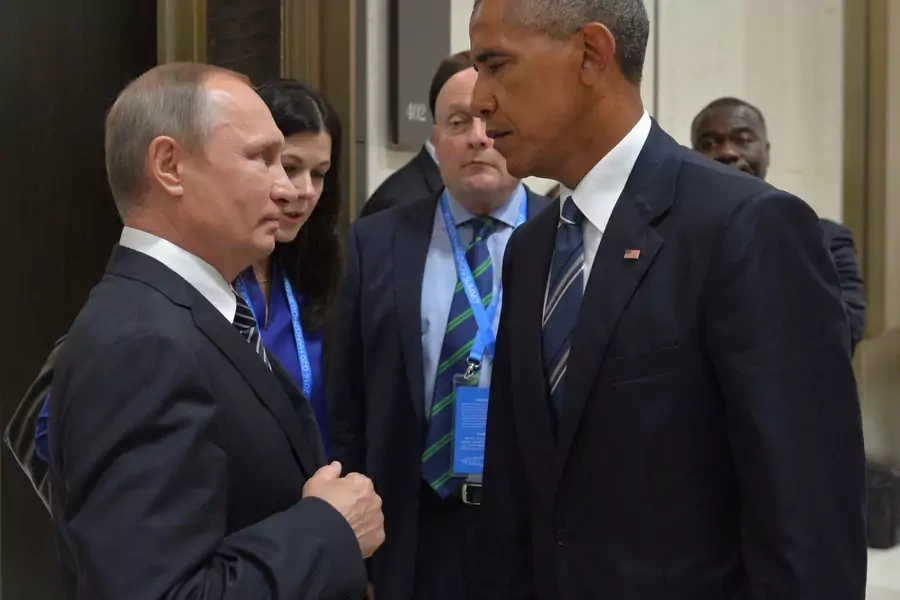 Russian President Vladimir Putin (L) meets with U.S. President Barack Obama on the sidelines of the G20 Summit in Hangzhou, China, September 5, 2016.