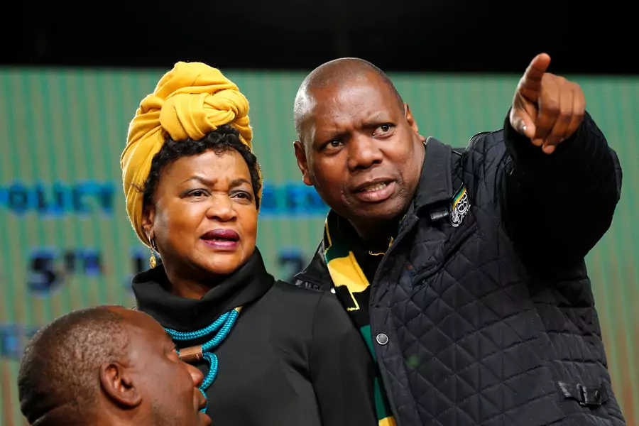 Speaker of Parliament Baleka Mbete (L) and ANC Treasurer General Zweli Mkhize at the African National Congress 5th National Policy Conference in South Africa, June 30, 2017. He has been cited as a compromise between Ramaphosa and Dlamini-Zuma.