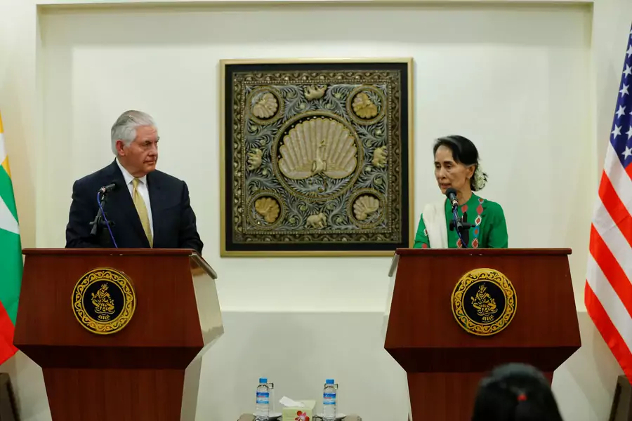 Myanmar's State Counsellor Aung San Suu Kyi and U.S. Secretary of State Rex Tillerson attend a news conference in Naypyidaw, Myanmar, on November 15, 2017.