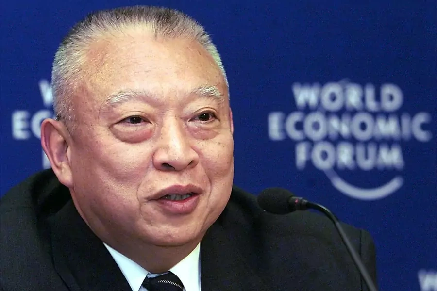 Tung Chee Hwa, Chief Executive of Hong Kong Administrative Region of the Peoples Republic of China, addresses the media during a press conference in the Davos congress center January 29. 