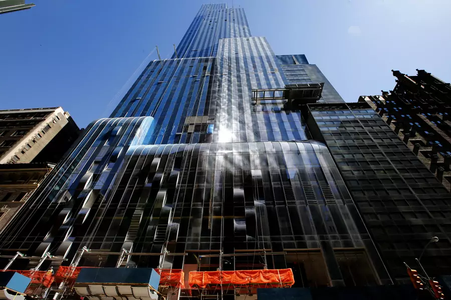 One57, a luxury skyscraper apartment building designed by French architect Christian de Portzamparc which is under construction on New York City's West 57th street, is pictured April 24, 2014.