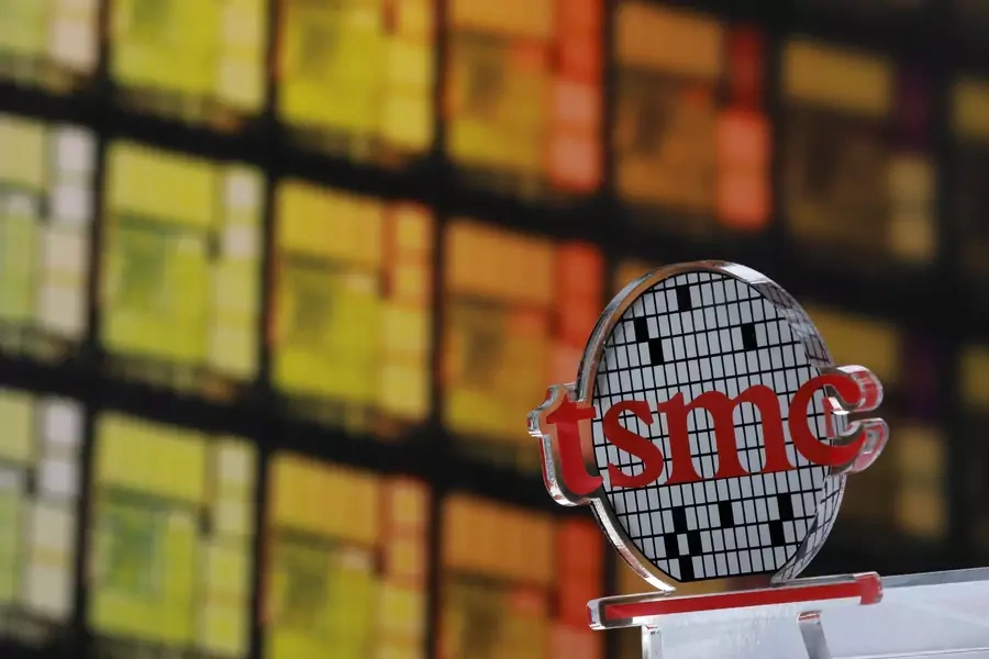 A logo of Taiwan Semiconductor Manufacturing Co (TSMC) is seen at its headquarters in Hsinchu, Taiwan.