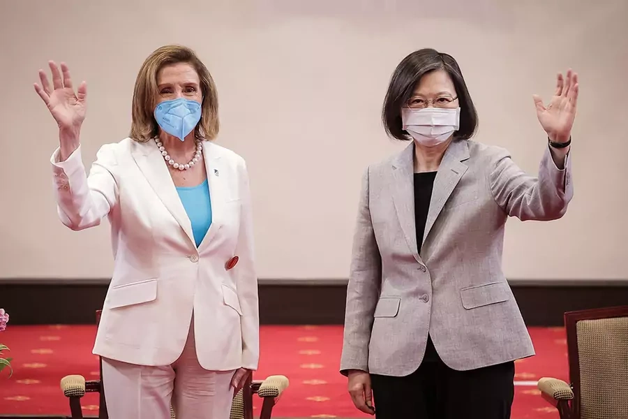 Speaker of the U.S. House Of Representatives Nancy Pelosi (D-CA), left, poses for photographs with Taiwan's President Tsai Ing-wen, right, at the president's office on August 03, 2022 in Taipei, Taiwan