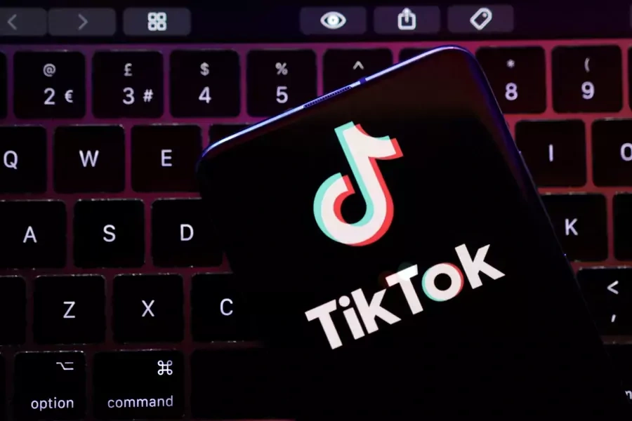 This illustration depicts the TikTok app logo. 