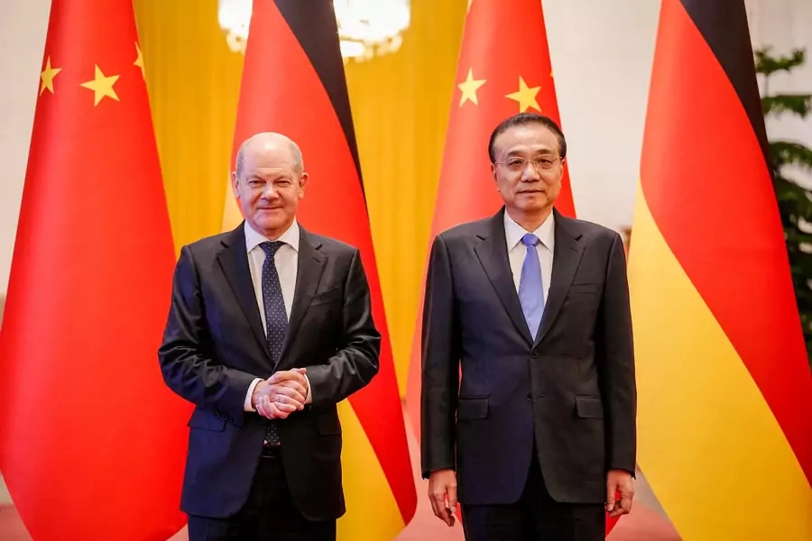 German Chancellor Olaf Scholz meets Chinese Premier Li Keqiang in Beijing, China November 4, 2022