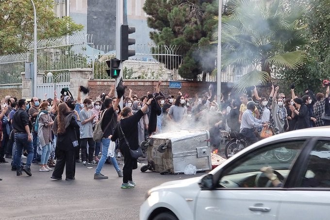 In Photos Protests Over Iranian Womans Death Reverberate Widely